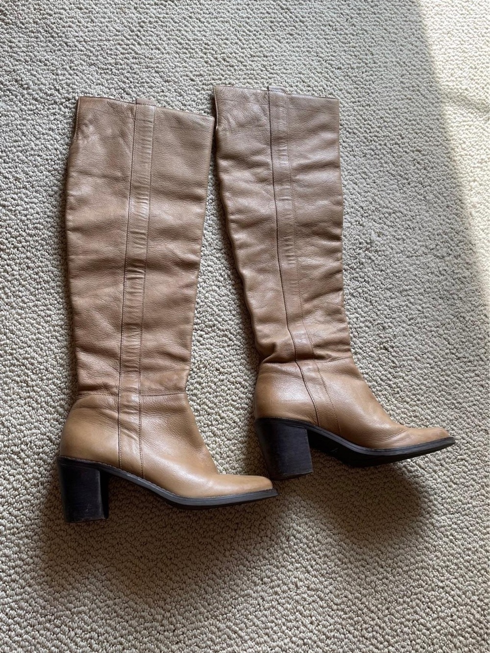 Matisse Women’s Knee-High Camel Leather Boots